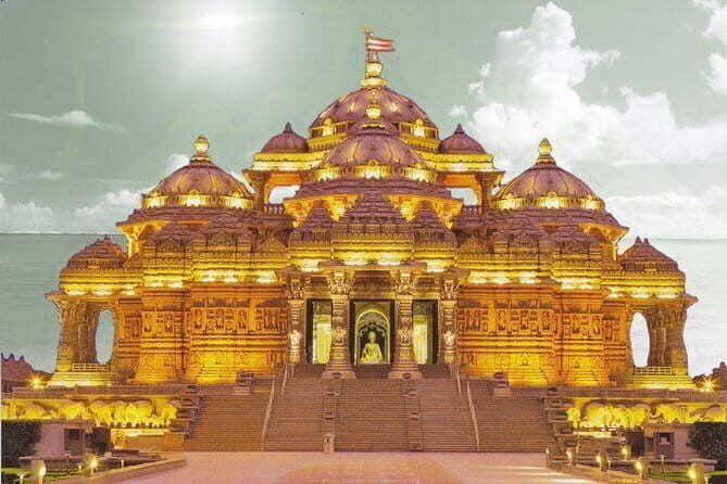 Akshardham Temple Exhibition, light and Water show With Transfers - Neelkanth Darshan on an 85-Foot Screen
