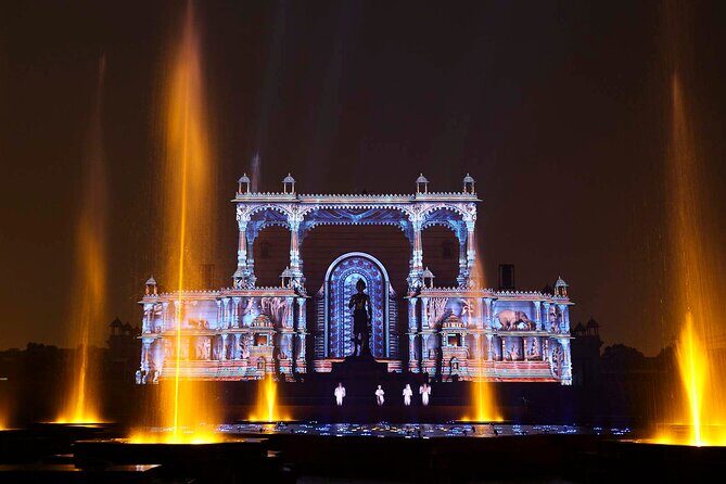 Akshardham Temple With Light & Sound Show - The Musical Fountain at Yagnapurush Kund