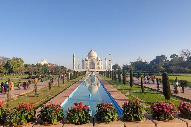 All Cost Inclusive Tour Extraordinaire of Taj Mahal, and Agra - How a private Delhi-to-Agra plan saves your time and patience