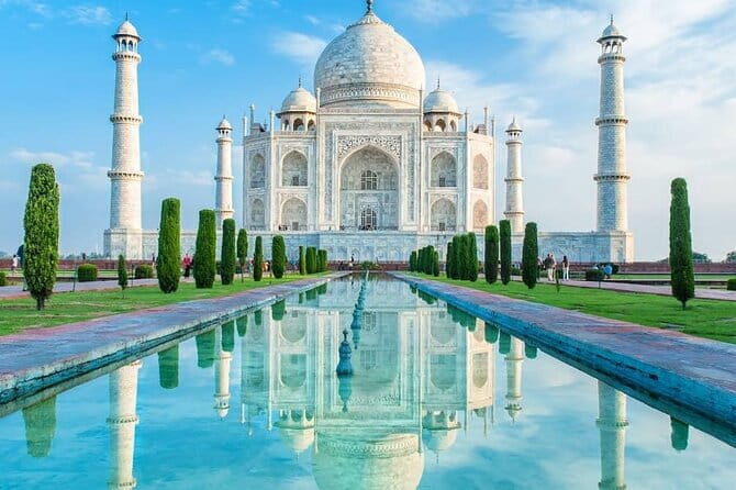 All Inclusive Taj Mahal, Agra Fort or Baby Taj Tour by SUV Car - Getting From Delhi to Agra Without Losing the Day
