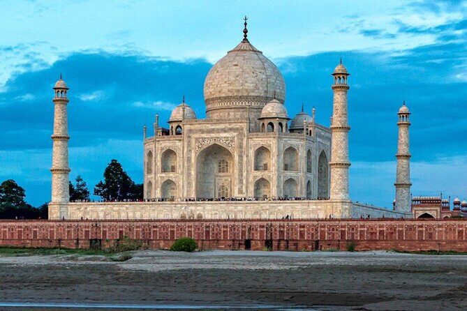 All Inclusive Taj Mahal & Agra Fort Tour from Delhi by Express Train - The express train portion: fast, practical, and mostly painless