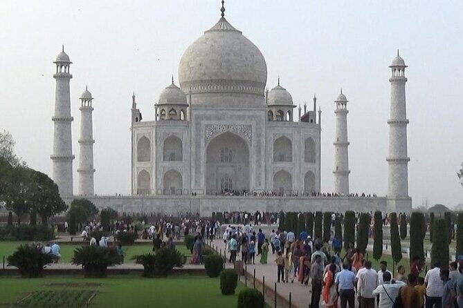 All Inclusive Taj Mahal & Agra Tour by Superfast Train From Delhi - Agra Fort: a second UNESCO stop with real momentum