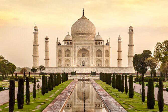 All Inclusive Taj Mahal Day Tour from Delhi by Superfast Train - Stop 3: Itmad-ud-Daula, the Baby Taj that earns attention