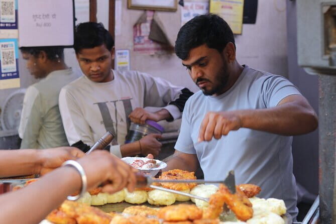 All inclusive Vegetarian Jaipur Food and Heritage Tour - Key highlights you’ll feel on the walk