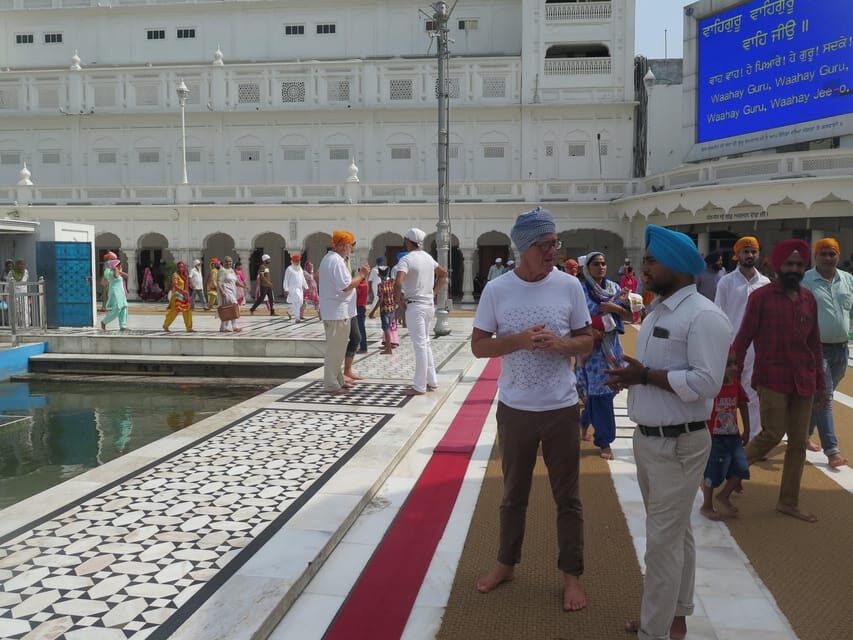 Amritsar: Golden Temple, Jallianwala Bagh, Wagah Border Tour - Golden Temple (Harmandir Sahib) and Langar: Peace You Can Participate In