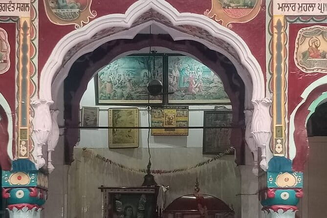 Amritsar Heritage Walking Tour of Old City & Golden Temple Area - Town Hall: the British-era building that sets the tone