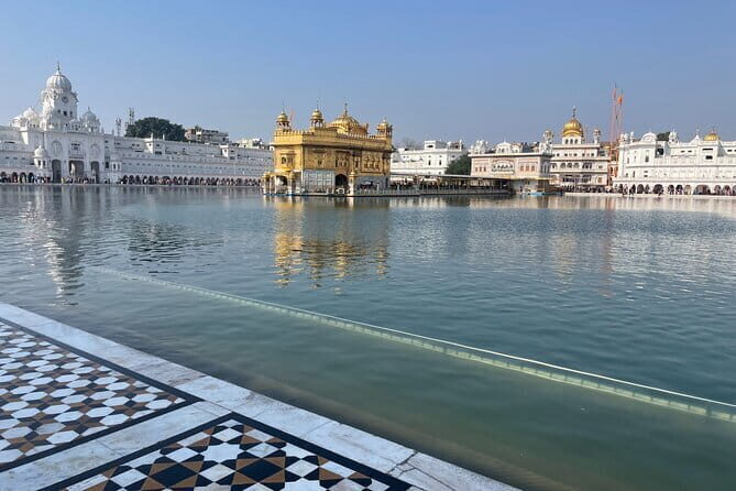 Amritsar Sightseeing Golden Temple with Wagah Border Taxi Package - Wagah Border Ceremony: Plan Around The 4-Hour Show