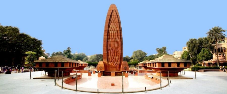 Amritsar: Small Group 3 hour Guided Heritage Walk - Gurdwara Saragarahi: a memorial you can feel in the details
