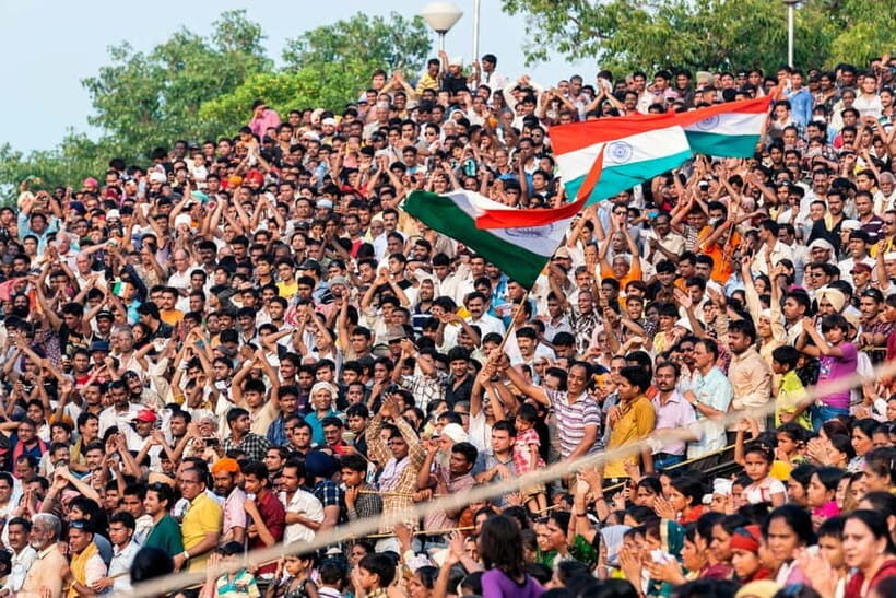 Amritsar: Wagah Border Flag-Lowering Ceremony Tour - How the ceremony works (flag-raising, lowering, and gate slamming)