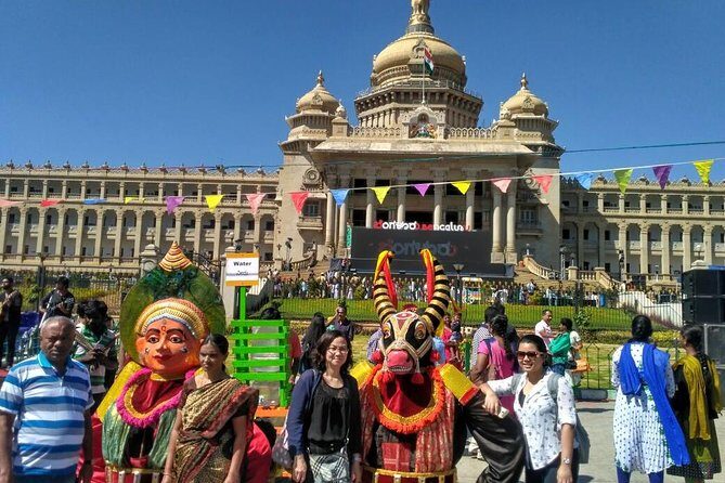 Anglo Mysore heritage walk in Bangalore - Cubbon Park: your opening act of trees, monuments, and civic Bangalore