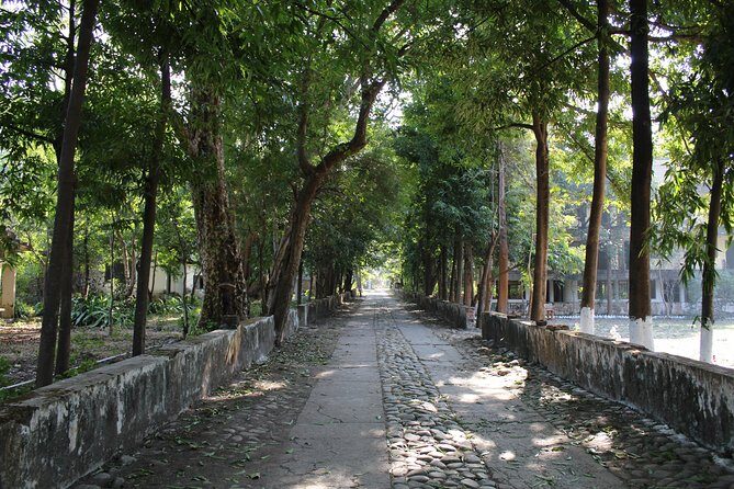 Ashram Tour By Walk in Rishikesh (Private Tour) - Ashram hopping on foot in Rishikesh: why this route works