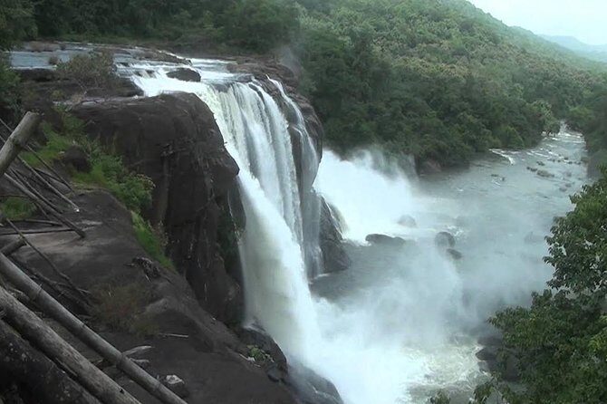 Athirappally & Vazhachal Waterfall Tour with Lunch - From Cochin to the falls: how the day is set up
