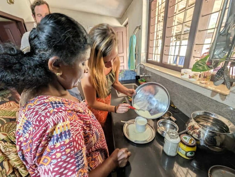 Authentic local vegetarian Kerala cooking class in Wayanad - Coconut, garden walks, and spice spotting with Rahul