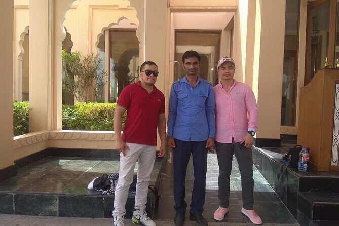 Award Winner- Jaipur Full Day Private Tour With Guide - Jagat Shiromani Ji Temple: a short, serene break