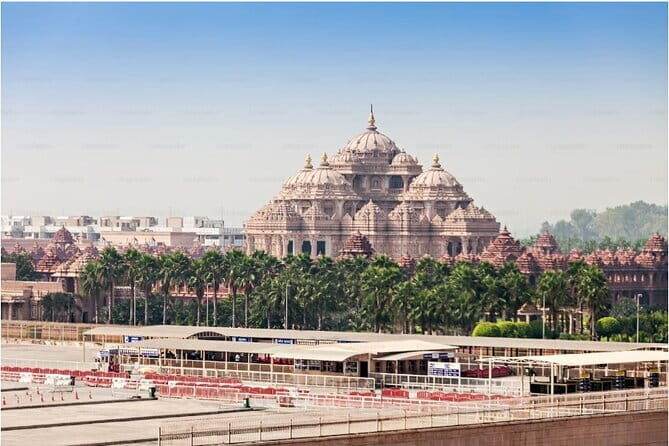 Ayodhya Private Tour & VIP Darshan -Special support for Seniors - Common snags to plan for: crowds, weather, and guide engagement
