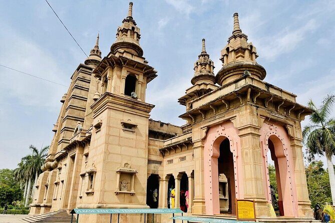 Banaras (Varanasi) Tour - Durga Mandir at Durga Kund: an 18th-century landmark