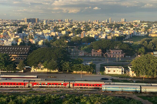 Bangalore in a Day: Private Guided Full-Day Sightseeing Tour - Vidhana Soudha and Attara Kacheri: Dravidian lines in a short window