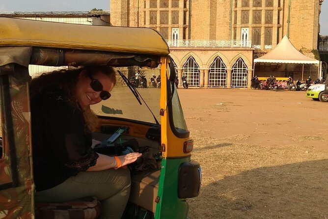 Bangalore Tour By Tuk Tuk! - Stop 6: Bull Temple (Dodda Basavana Gudi / Nandi Temple) in Bugle Rock