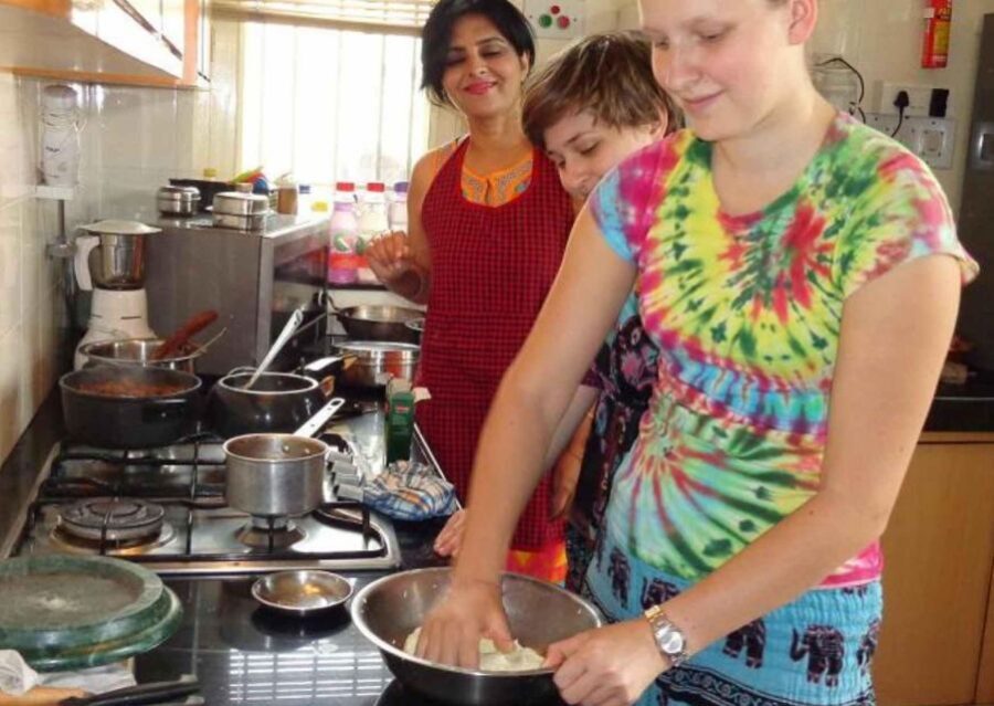 Bangalore: Traditional Cooking Classes & Dinner with Family - Choosing From 25+ Delicacies: Starters, Mains, Desserts, and a Drink