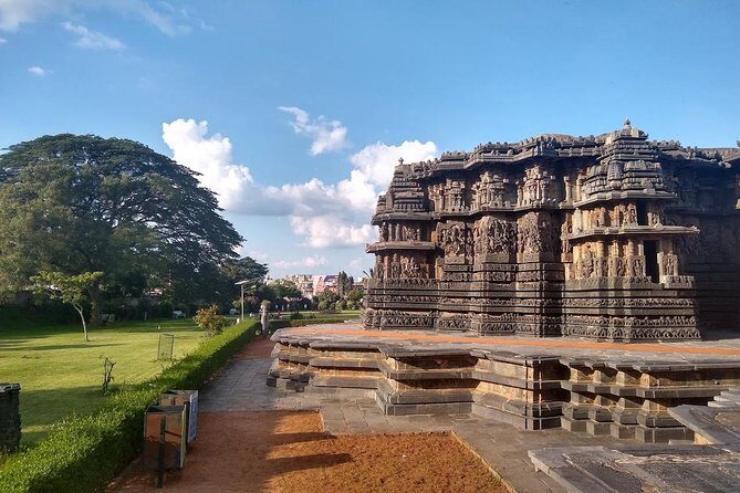 Bangalore: UNESCO Belur & Halebidu + Shravanabelagola Tour - Value check: what you get for $179.77 from Bangalore