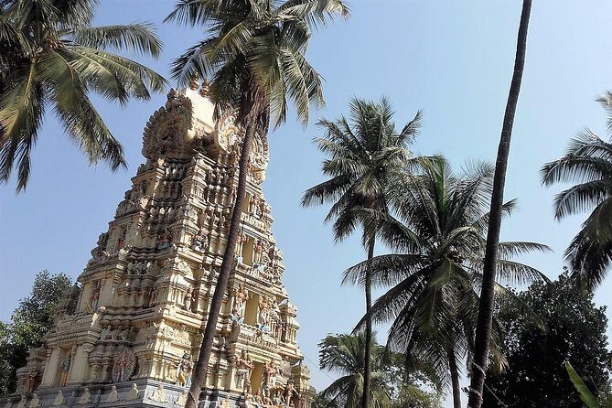 Bangalore: Walk in Historic Ulsoor - Landmarks, Bazaar & Culture - Someshwara Swamy Temple: Chola Roots Meets Vijayanagara Add-ons