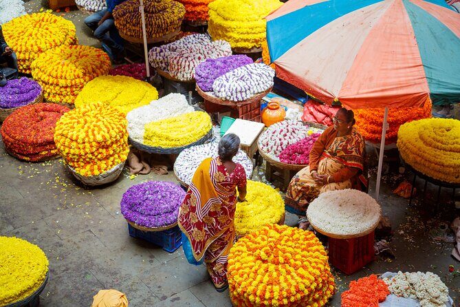 Bangalore Walking Tours - Flower Market, PETE and more - Old Bangalore on Foot: a smart 2.5-hour plan