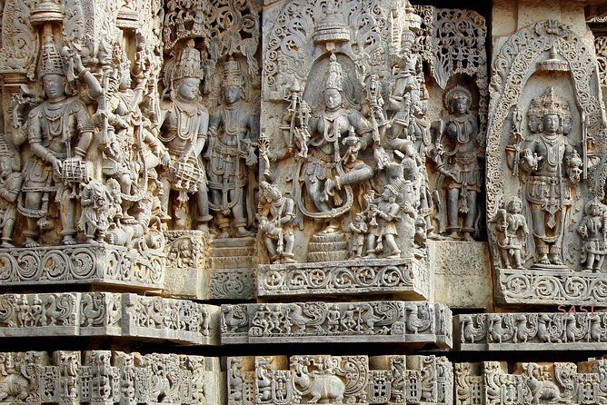 Belur and Halebidu From Bangalore - Belur’s Chennakeshava Temple: stone made for a 1117 victory