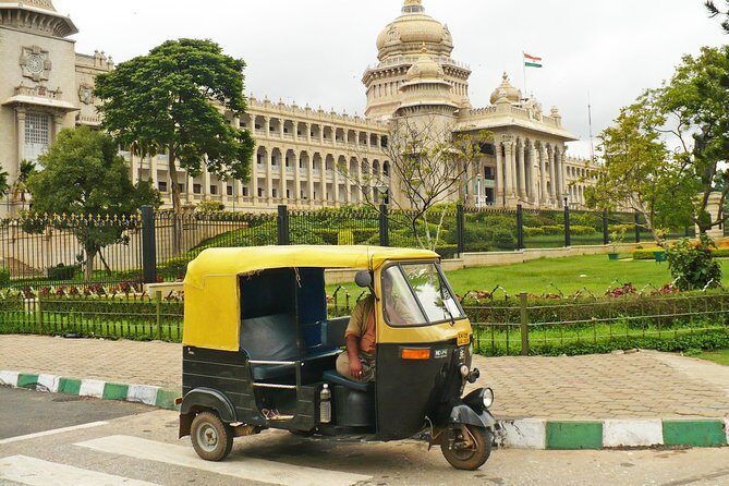 Bengaluru by Tuk Tuk - MG Road Start: Easy Meeting, Big-City Momentum
