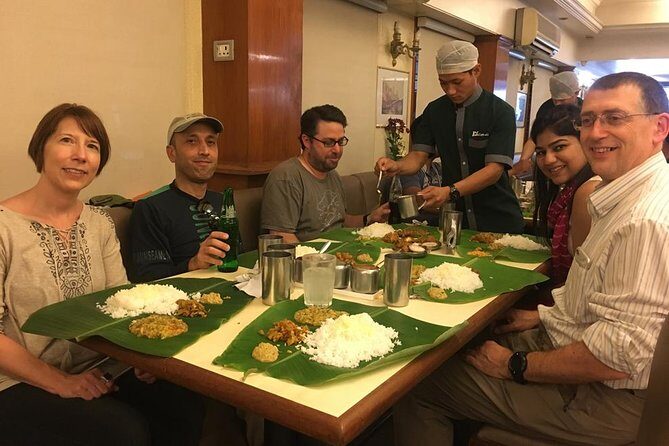 Bengaluru by Tuk Tuk - Nagarathpete Brunch: Crisp Dosas and Tangy Chutney