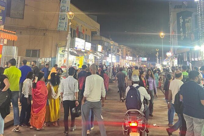 Bengaluru food tour in VV puram chat street. - Key things to know before you go