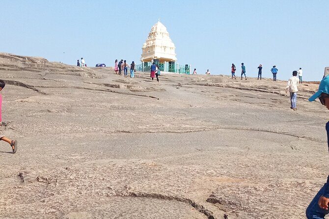 Bengaluru full day Tour with Guide and Authentic lunch - Meet Deepak, then ride in comfort with hotel pickup
