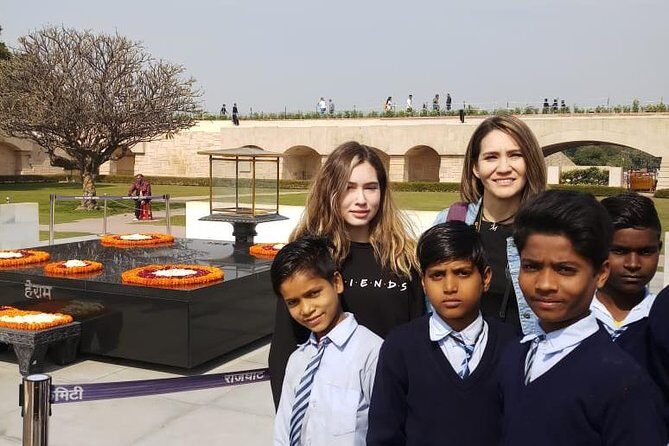 Best Delhi City Tour with Tour Guide - Raj Ghat: Gandhi’s memorial as a reflective pause