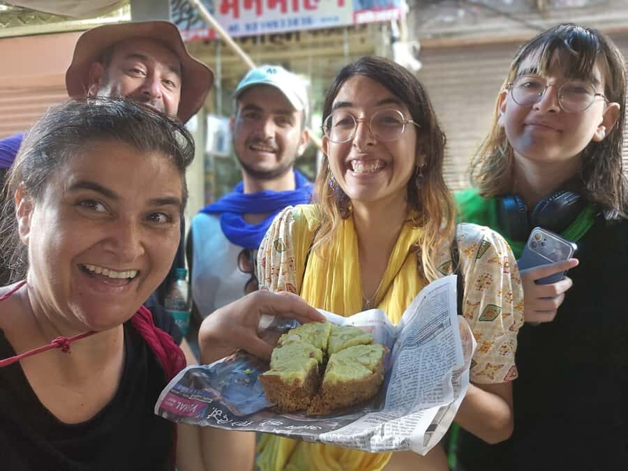 Best Food Tour in Jaipur - Meeting Up at Tripolia Gate: Finding Your Guide Fast