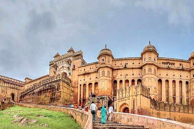 Best of Jaipur 1, 2-Day Private Full-Day Delhi Sightseeing - Hawa Mahal and Jantar Mantar: the UNESCO pair for instant orientation
