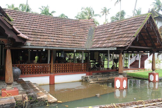 Best of Kerala - Fort Kochi’s historic core: Mattancherry Palace to Church of Saint Francis