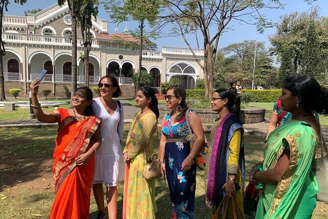 Best of Pune Private City Tour with Lunch and Transport - Price and logistics: what $120 buys you in real terms