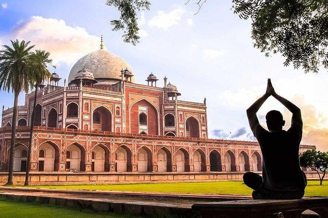 Best-Selling Private Taj Mahal & Agra Fort Day Trip from Delhi - Pickup windows and sunrise timing: the real advantage