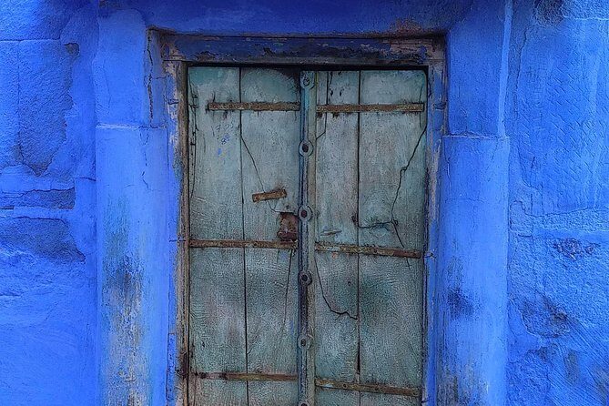 Blue city heritage walk - Meeting at Toorji Ka Jhalra: Getting Oriented in the Blue City