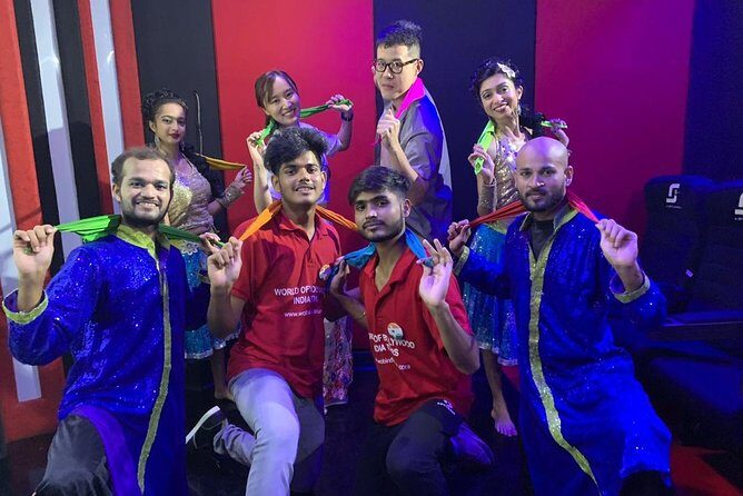 Bollywood For All Group Half Day Tour Including Transport - The one-hour live Bollywood dance show: watch the rhythm, then understand it