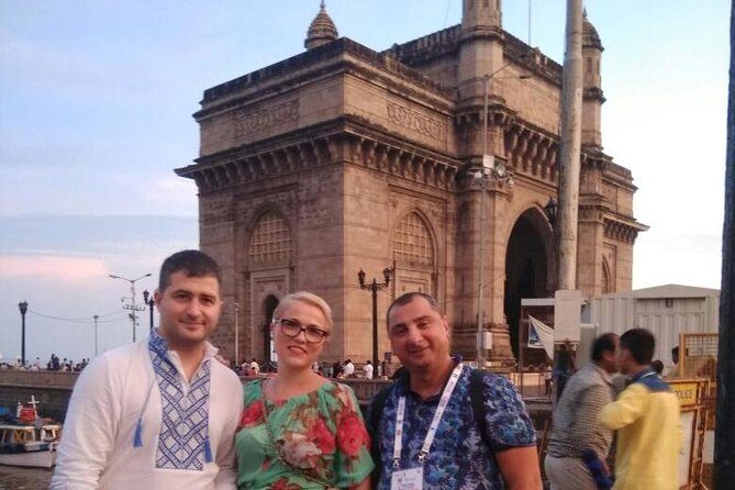 Bollywood Studio Tour with Slum & City Tour - Colaba and the coast: CST, Gateway area, Marine Drive, and Chowpatty