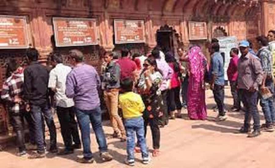 Book Taj Mahal Entry Tickets with Skip the Line Entry. - A Govt-Approved Guide Who Actually Explains What You See