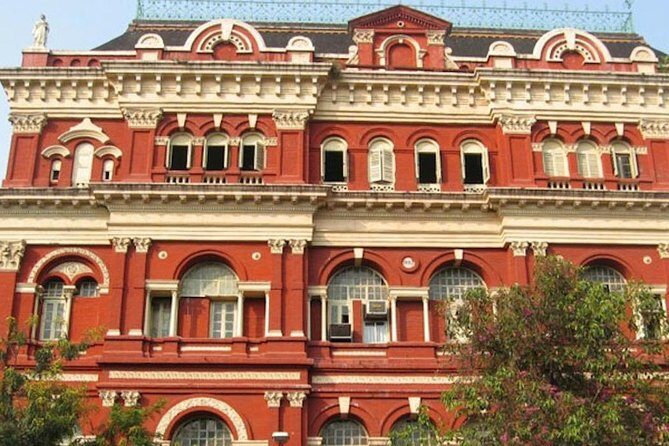 British Raj Walk in Kolkata - Small-group guiding (really): punctual, adaptable, and specific