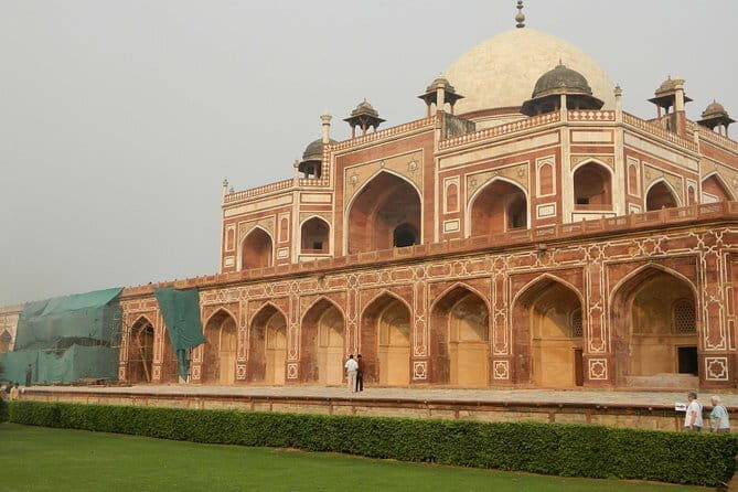 Budget Delhi One Day Tour - Humayun’s Tomb: Mughal scale without needing a whole day