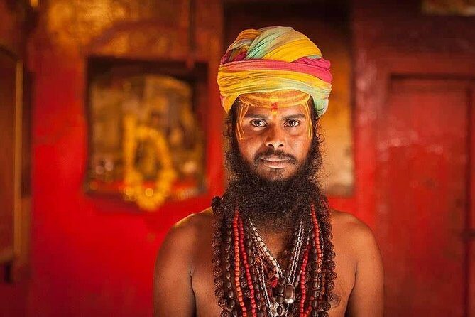 Budget full-day Varanasi tours : for unforgettable experience.. - Entering Varanasi the way locals actually live: ghats plus old city lanes