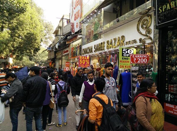 Bustling Markets of Delhi (Guided Half Day Shopping Tour) - Key things that make this tour work