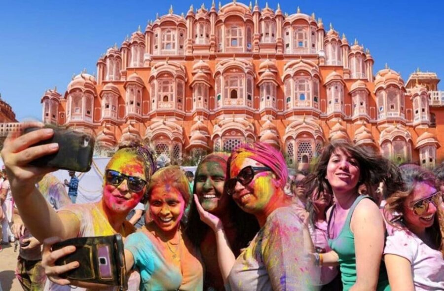Celebrate Holi with Locals in Jaipur - Getting around Jaipur: the AC vehicle is not a small detail