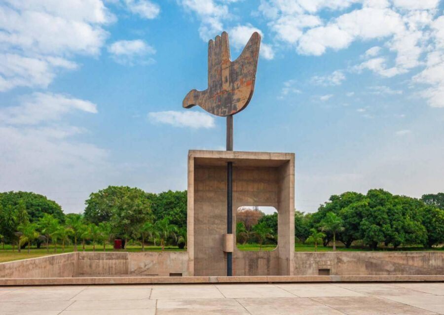 Chandigarh Walking Tour (2 Hours Guided Walking Tour) - The matka roundabout and the Le Corbusier junction: a design you can spot