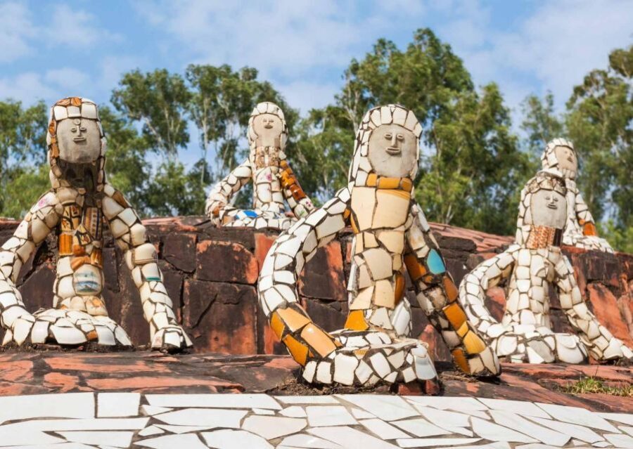 Chandigarh Walking Tour (2 Hours Guided Walking Tour) - Public library and civic architecture: the “small details” tour