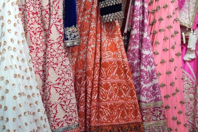 Chandni Chowk Textile Tour - Entering Chandni Chowk for Textiles (Not Just Souvenirs)