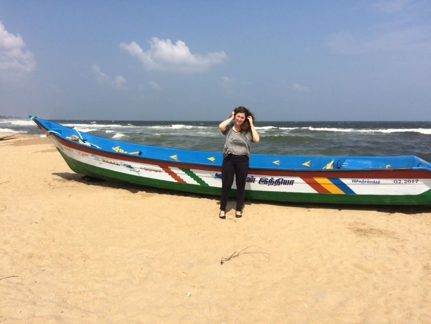 Chennai: Marina Beach Heritage Walk - Marina Lighthouse at 4 PM: your first view and the key timing call